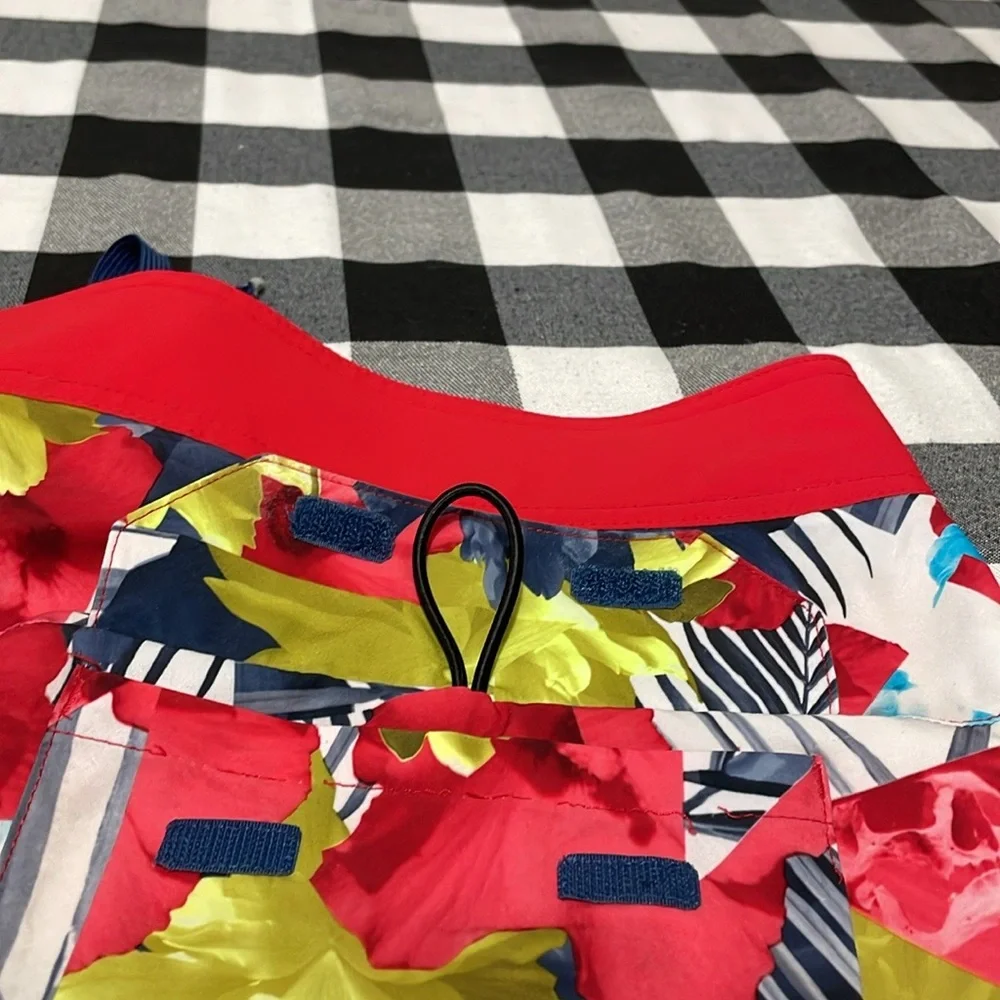 Under Armour Loose Floral Hawaiian Tropical Swim Trunks Size 36 Shorts Red Blue